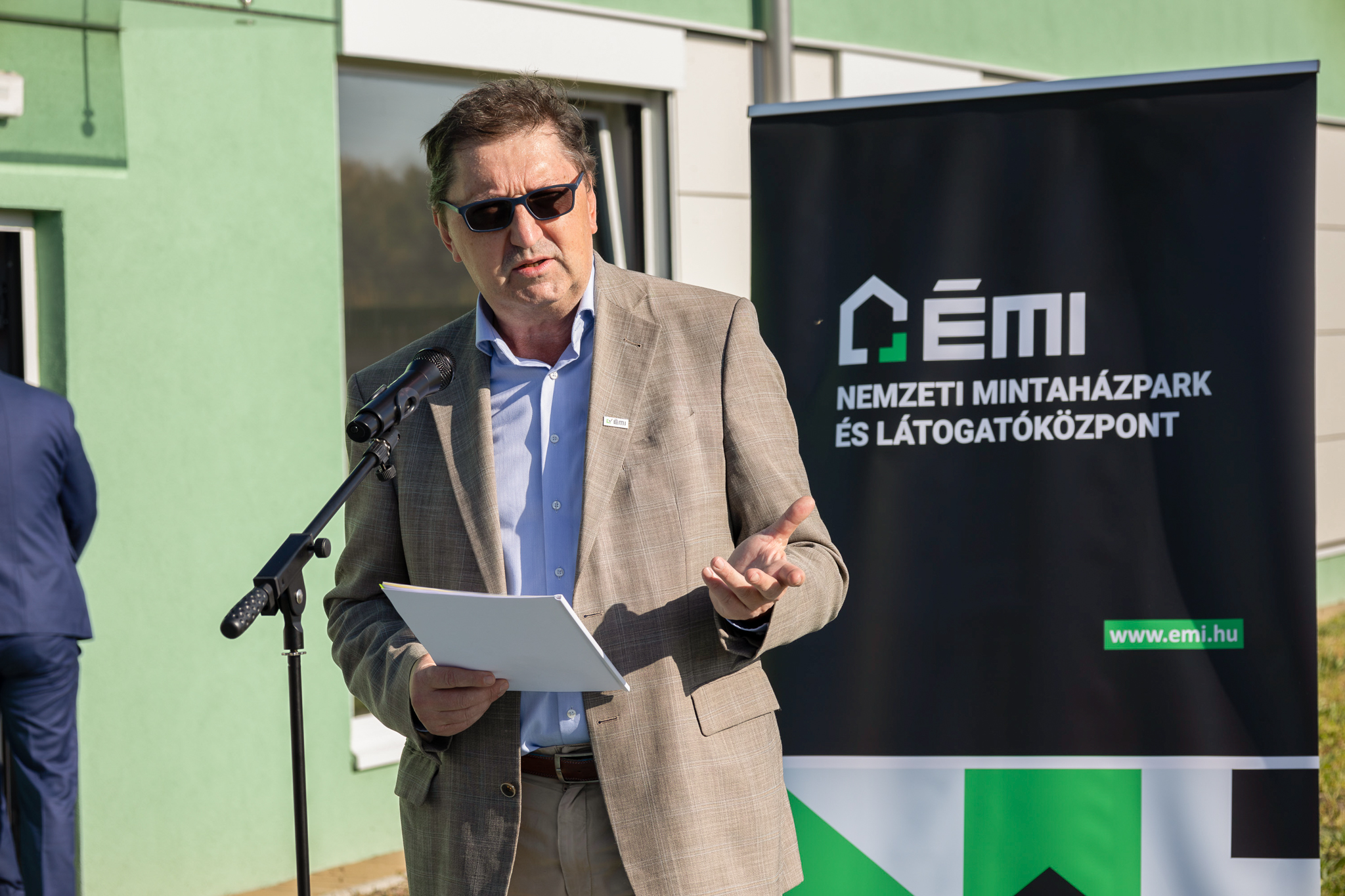 Megkezdődött az ÉMI Nemzeti Mintaházpark és Látogatóközpont ...